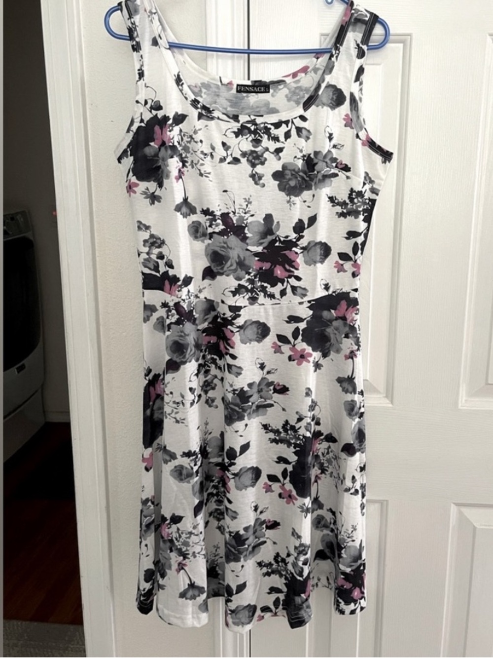 NWOT FENSACE SUMMER DRESS. White with Purple, Pink & Gray floral pattern. Size L